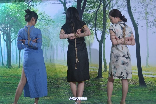 mj影视 - 三大模特争秀1 第 326 张图片