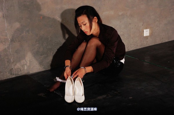 mj影视 - 倾心罪恶红唇2 第 87 张图片