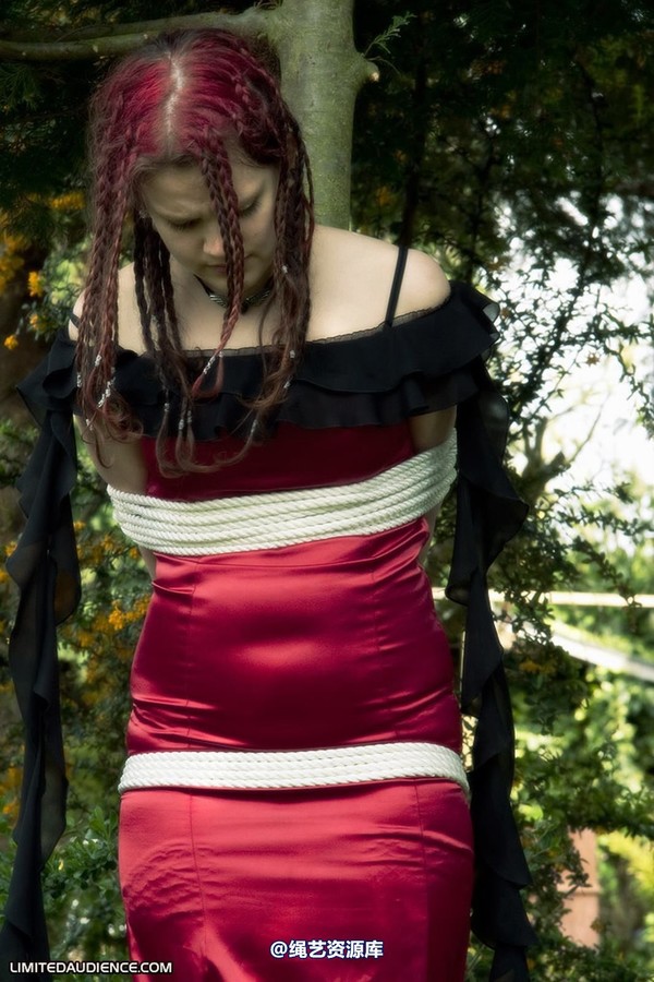 limitedaudience - 2010 beckykat nature bound 第 2 张图片