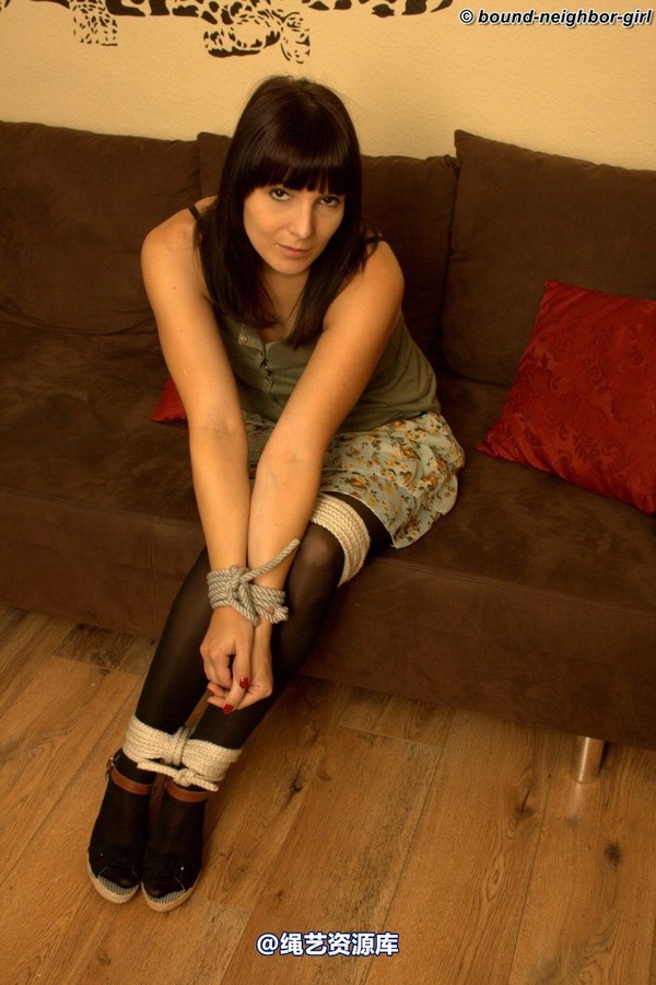 bound-neighbor-girl - Susan again tied at home 2 第 24 张图片