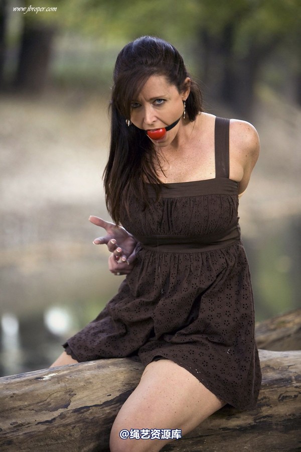 jbroper - Christina Carter 2011-1 第 45 张图片