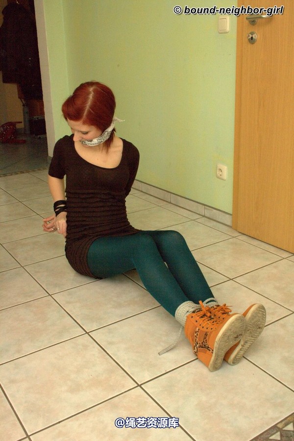 bound-neighbor-girl - Melina - Tied at home 1 第 38 张图片