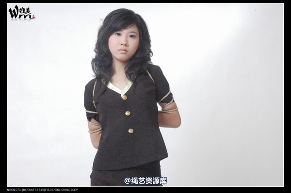 唯美之家 - 雪儿制服 第 2 张图片