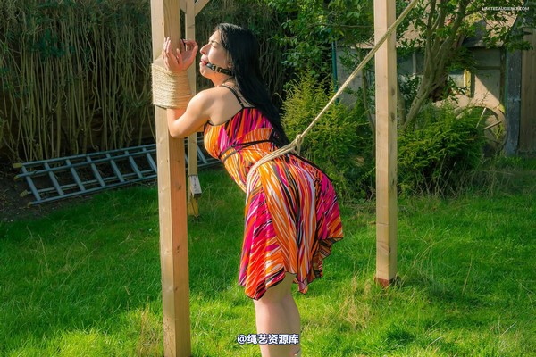 limitedaudience - 2015 stacey von booty tooch 2 第 10 张图片