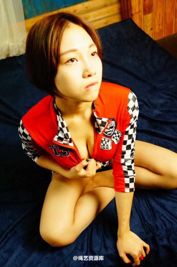 dk13美束馆 - 9.16-小仙儿赛车女郎-A120P 第 105 张图片