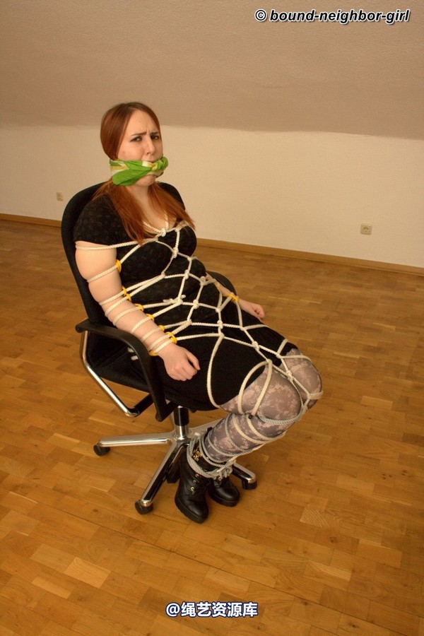 bound-neighbor-girl - Caprice - Office bondage 3 第 1 张图片