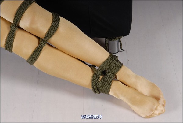 simplytied - Seamed Gold Wolfords 第 22 张图片