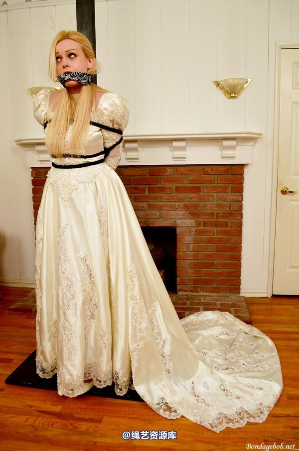 bondagebob - Martina Warren Bride 第 160 张图片