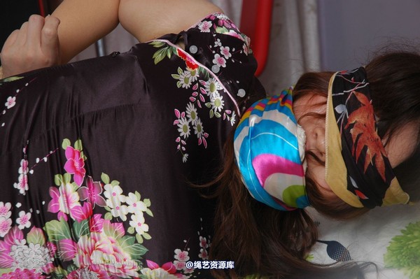 唯美之家 - 雅琪驷马堵嘴挣扎下篇2010-8-3 第 66 张图片