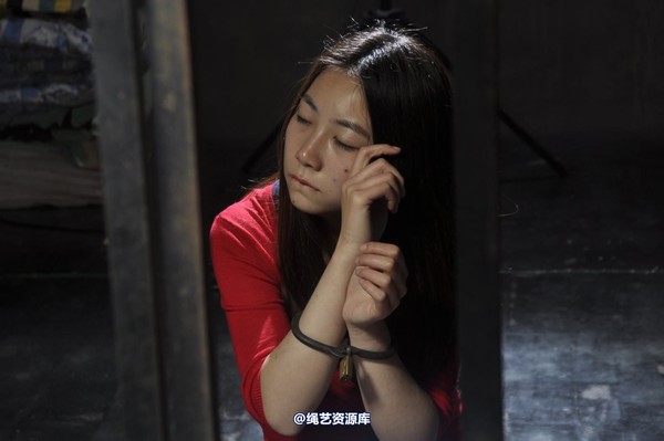 mj影视 - 车模梅晓雯 第 66 张图片