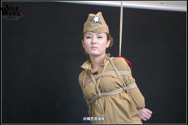 唯美之家 - 08-06-02新疆军装 第 228 张图片