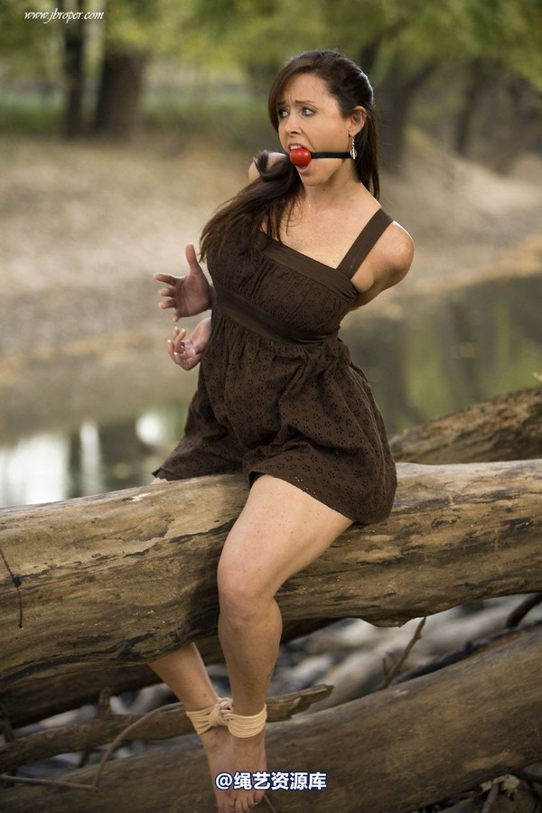 jbroper - Christina Carter 2011-1 第 43 张图片