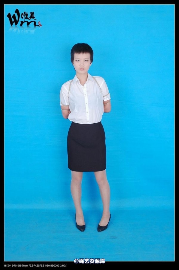唯美之家 - 09-8-4嫣蓉制服 第 15 张图片