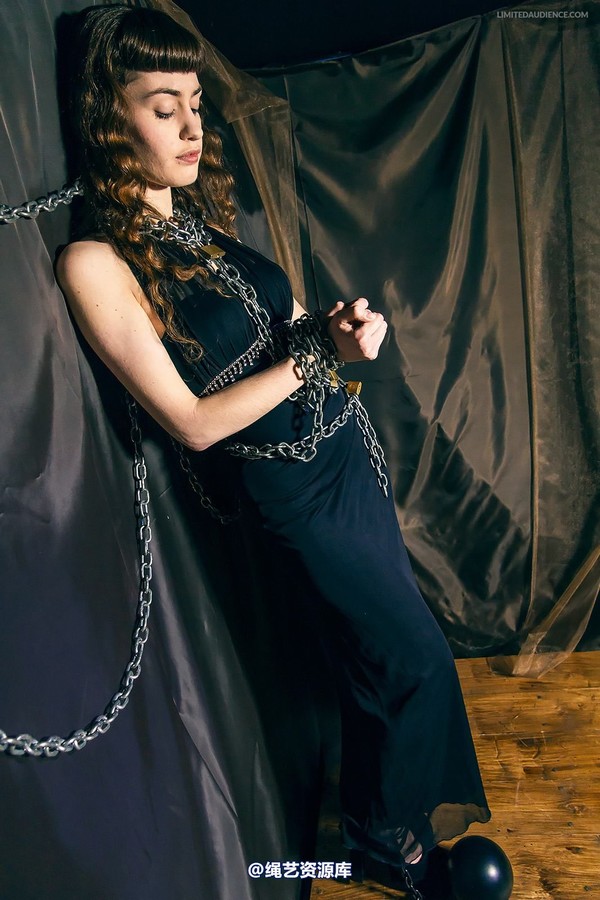 limitedaudience - 2014 fay lady in chains 第 27 张图片