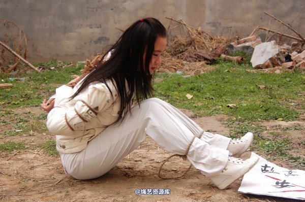 mj影视 - 安娜刑场2013-04-13 第 268 张图片