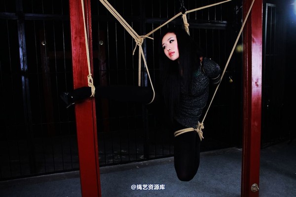 神艺缘 - 215-黑丝五花 第 28 张图片