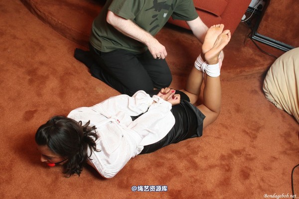 bondagebob - Fiona G Grabbed at home 第 92 张图片
