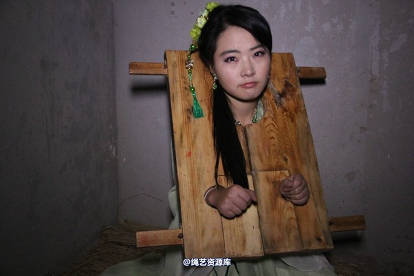 胜景山庄 - 220-婷婷囚枷 第 29 张图片