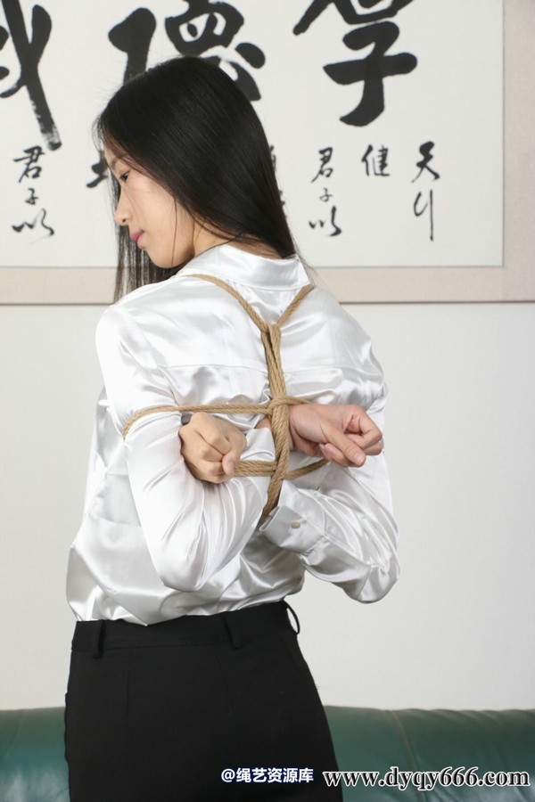 典雅倩影 - 625-绪绪预览图九 第 27 张图片