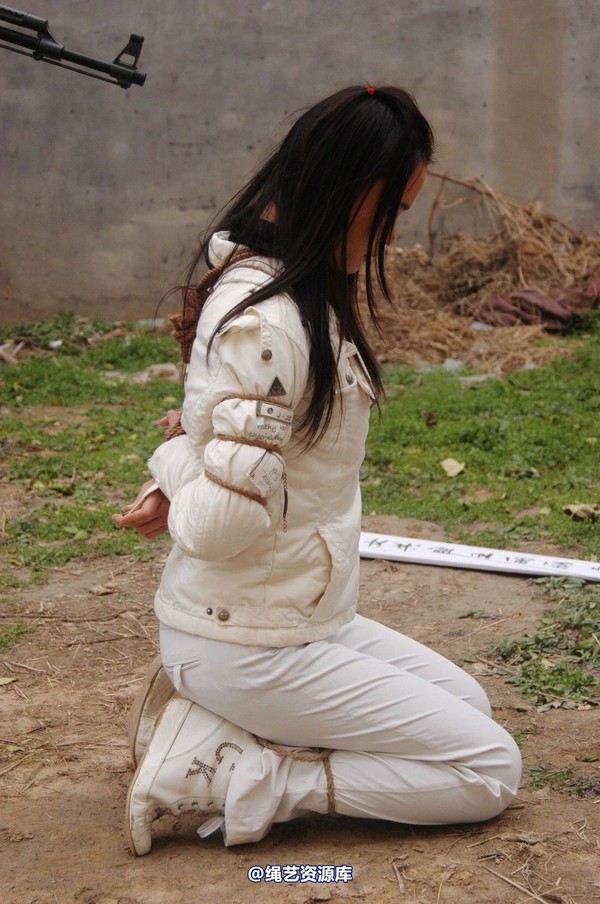 mj影视 - 安娜刑场2013-04-13 第 140 张图片