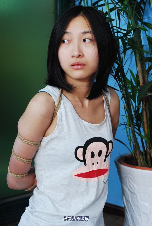 唯美之家 - 白雪试服装2 第 32 张图片