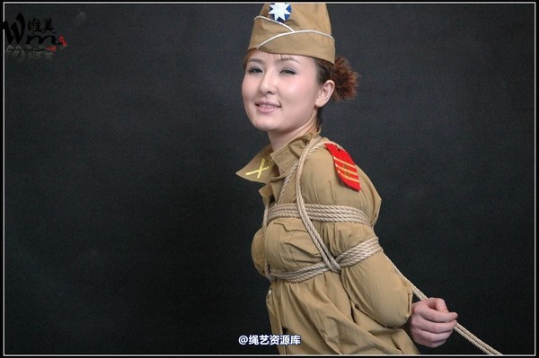 唯美之家 - 08-06-02新疆军装 第 93 张图片