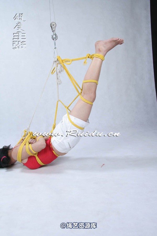 锐度主张 - 婷婷和嫣儿KB悬吊 第 280 张图片