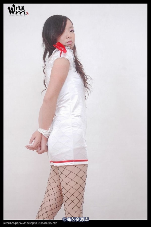 唯美之家 - 2008-11-05萧雅丝巾堵嘴 第 74 张图片