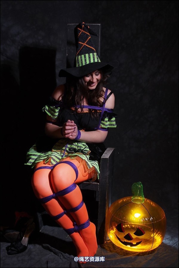 simplytied - Halloween special 第 33 张图片
