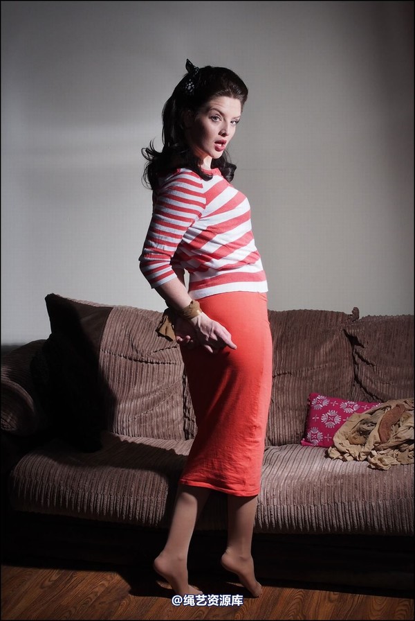 simplytied - RR gets tights tied 第 10 张图片