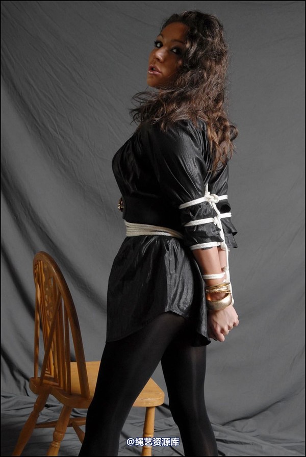 simplytied - Black fashion 第 7 张图片