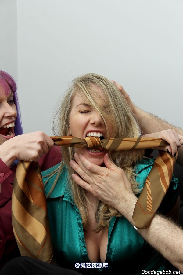 bondagebob - Danielle Maye Temptress Kate The Card Game 第 32 张图片