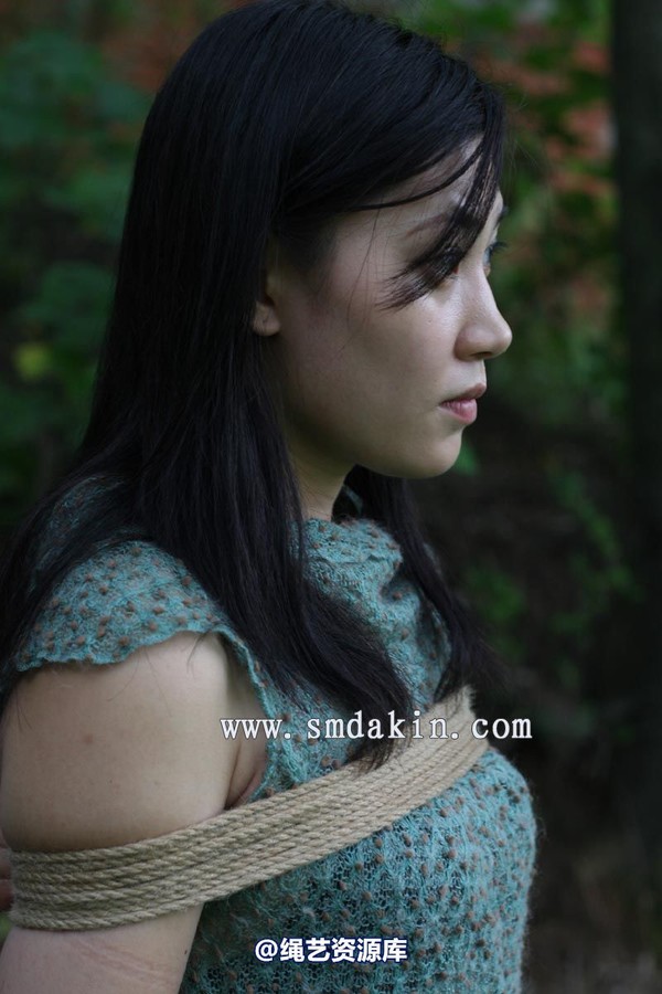 锐度主张 - 2009年第46期捆绑图（2009.9.19）模特：云若 第 25 张图片