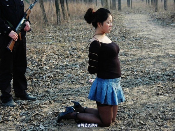 mj影视 - 2013-3-4陈沫踏青 黑丝美女最终的不归路 第 427 张图片