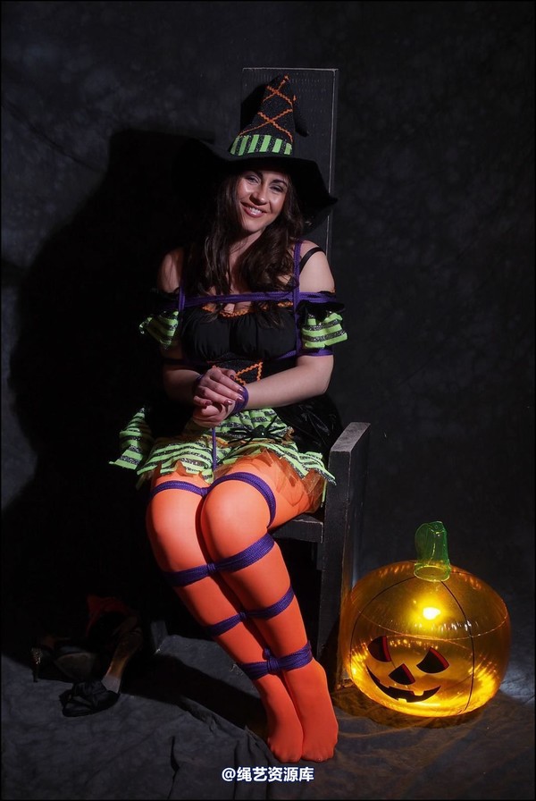 simplytied - Halloween special 第 39 张图片