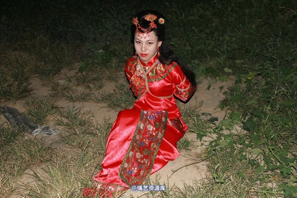 胜景山庄 - 294-绑个新娘子 第 32 张图片