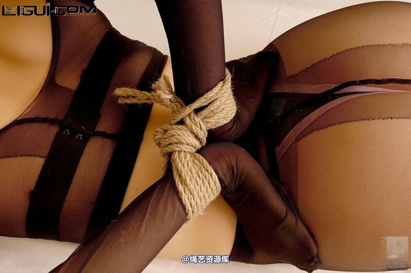 丽柜美束 - 2008-11-07 露露 5 第 20 张图片