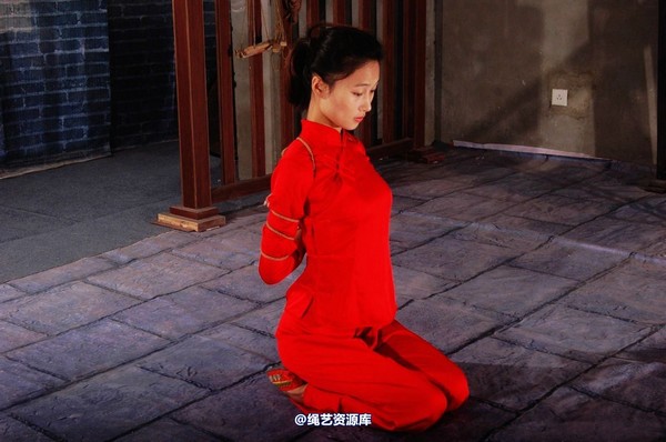 mj影视 - 倾心 玲珑女囚 第 210 张图片