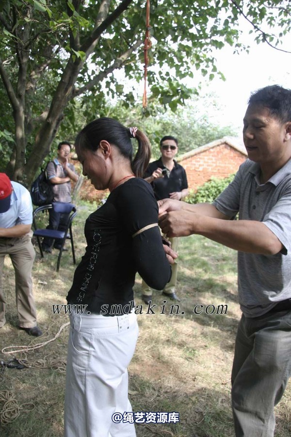 锐度主张 - 女网友绳绑体验1会员：瓶儿 第 13 张图片