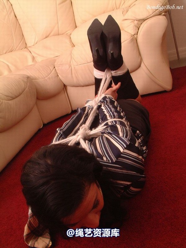 bondagebob - Avalon Oooh a hogtie! 第 25 张图片