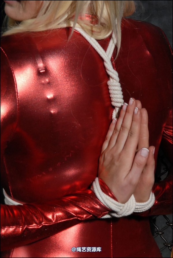 simplytied - Lou in red metallic 第 9 张图片