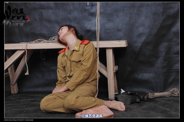 唯美之家 - 2008-12-18军统女特务受刑(剧照) 第 56 张图片