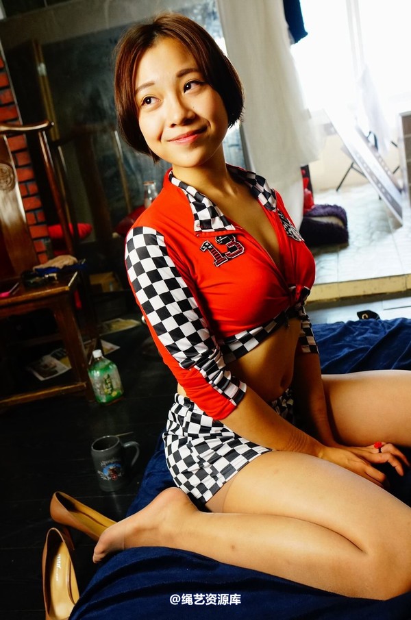 dk13美束馆 - 9.16-小仙儿赛车女郎-A120P 第 29 张图片