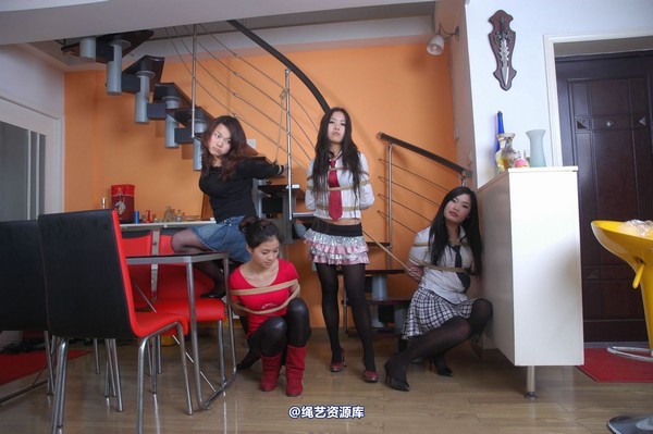 唯美之家 - 2010-3-16(纤儿.晓凡.语蝶 第 15 张图片
