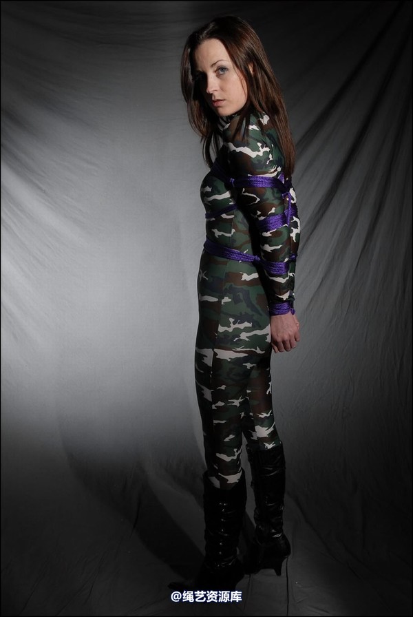 simplytied - Jinx in camouflage 第 18 张图片