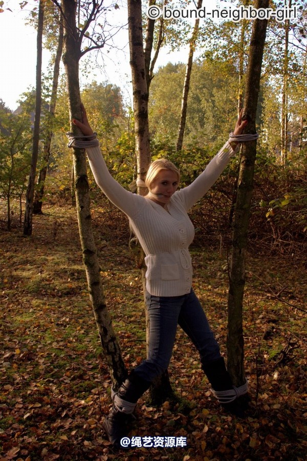 bound-neighbor-girl - Bambi - Tied up in the autumn woods Part 2 第 45 张图片