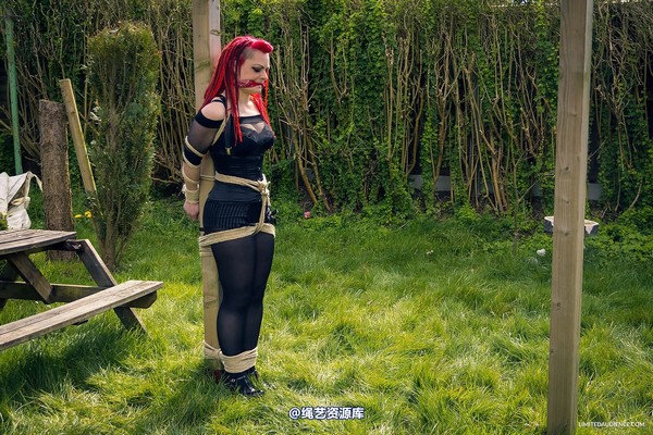 limitedaudience - 2014 raevan wrapped around post 第 12 张图片