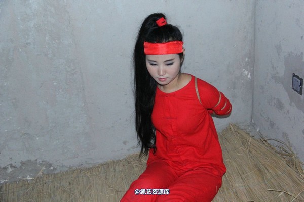 胜景山庄 - 223-盼盼红罪衣 第 11 张图片