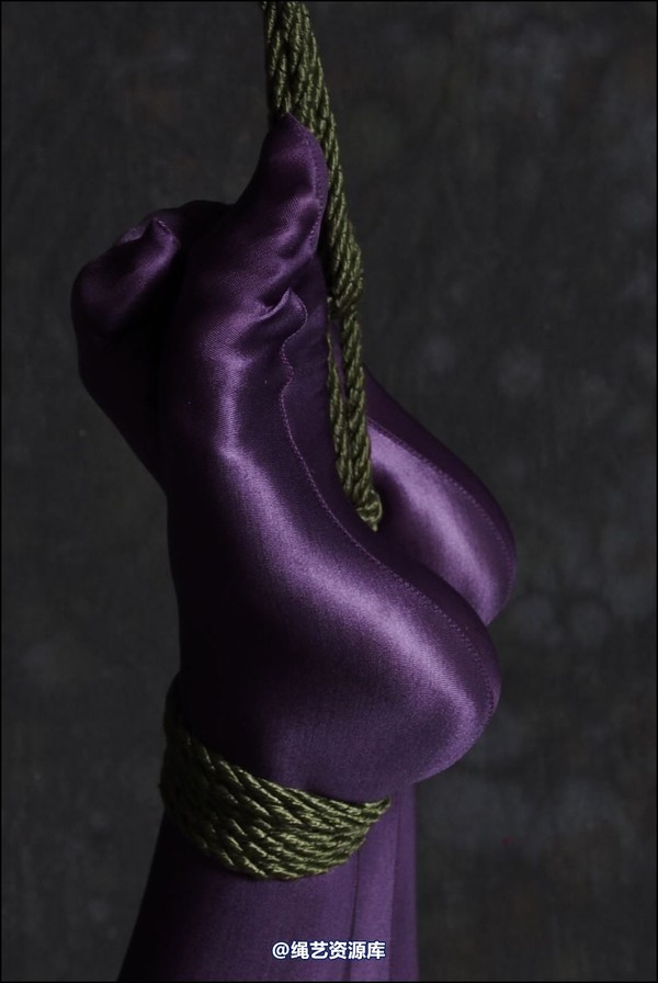 simplytied - Very nice purple tights 第 25 张图片