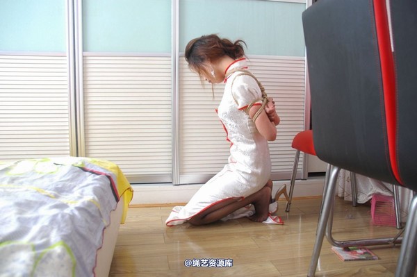 唯美之家 - 丽莎旗袍五花2010-7-24 第 79 张图片